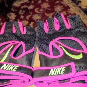 Nike Black and Pink Workout Gloves